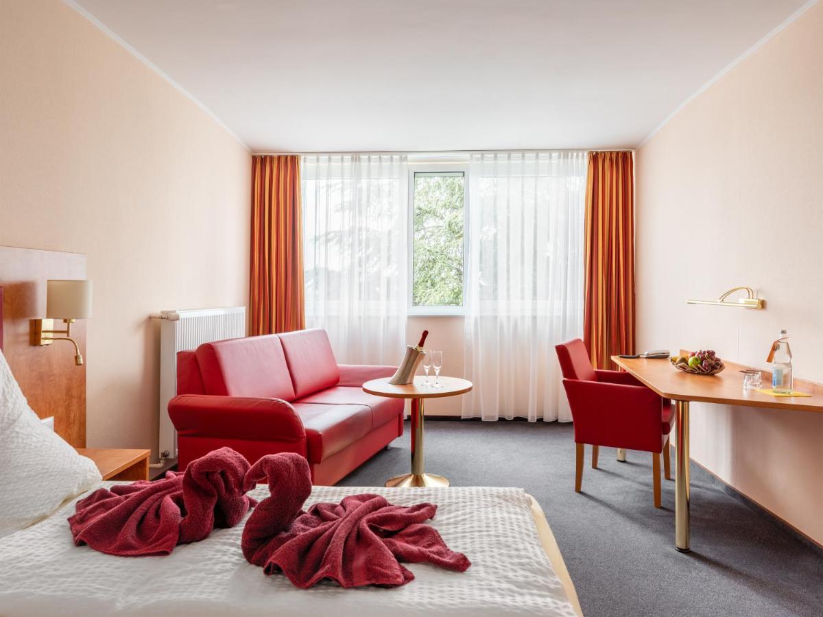 Hotel Haefner Bad Schonborn Exterior foto
